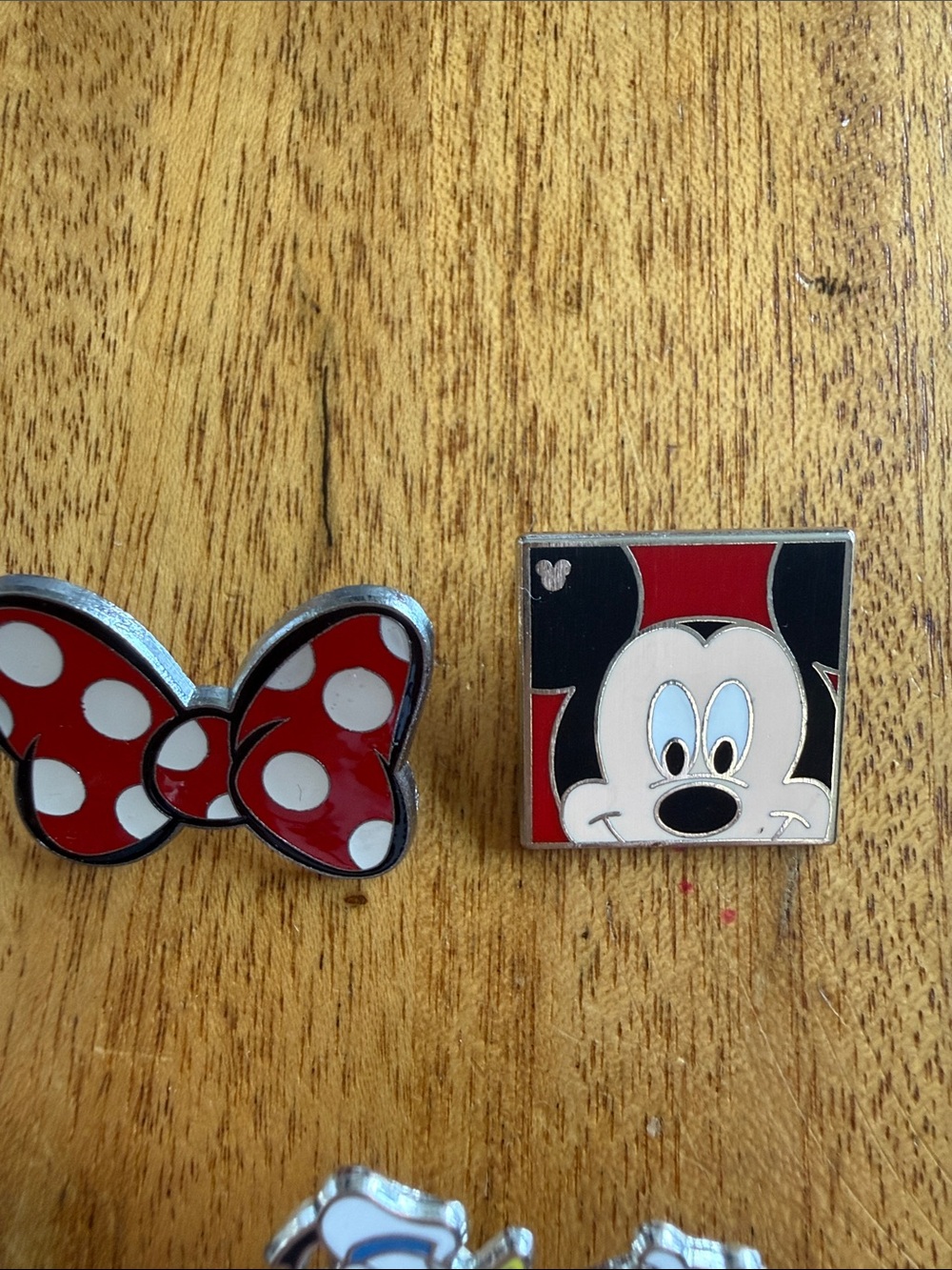 Disney Trading Pins. Pack of 10 pins. - Picture 3 of 8